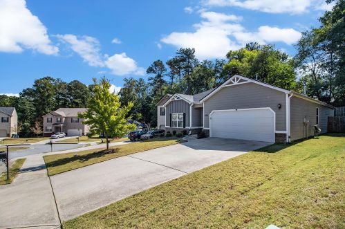 3753 Hempstead Way, Atlanta, GA 30331-5268