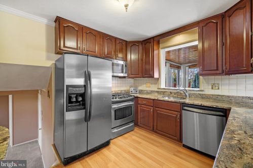 5209 Light St, Springfield VA  22151-2522 exterior