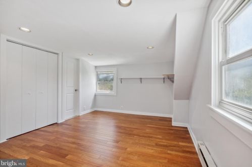 13 Dorann Ave, Princeton NJ  08540-3906 exterior