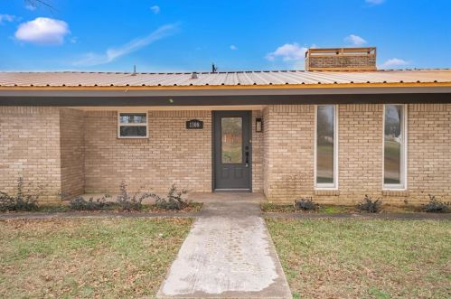 1308 Oak Grove Rd, Oak Grove, TX 75783-2118