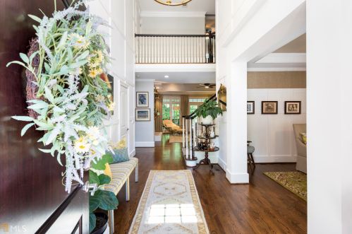 1500 Brookhaven Trce, Atlanta GA  30319-2557 exterior