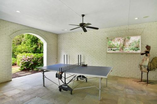 62 Brookhaven Dr, Atlanta GA  30319-1143 exterior