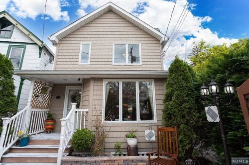 17 Linden Ave, Montclair, NJ 07042-4307