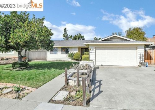 627 Catalina Dr, Livermore, CA 94550-5824