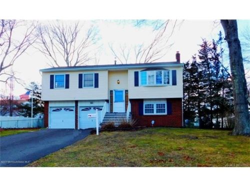 21 Pheasant Dr, Berkeley Township, NJ 08721-1606