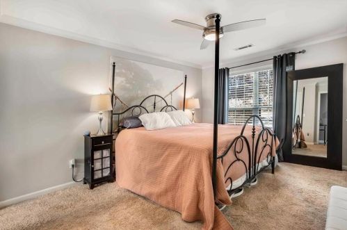 1786 Marietta Rd, Atlanta GA  30318-2717 exterior