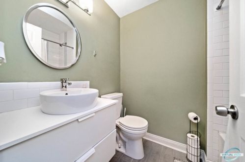 162 Garden Dr, Lemont IL  60440-2616 exterior