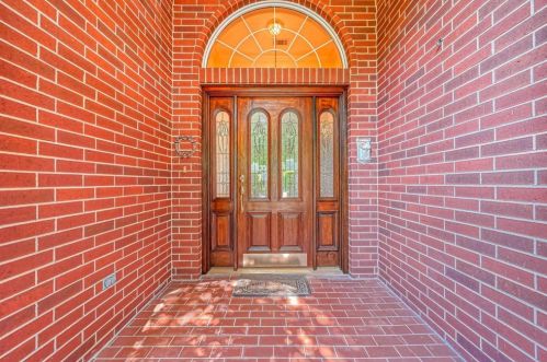 6009 Longmire Trl, Conroe TX  77304-4866 exterior