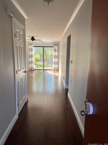 492 Asbury Rdg, Huntington, CT 06484-4881
