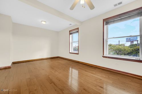 3404 Congress Pkwy, Chicago, IL 60624-3345