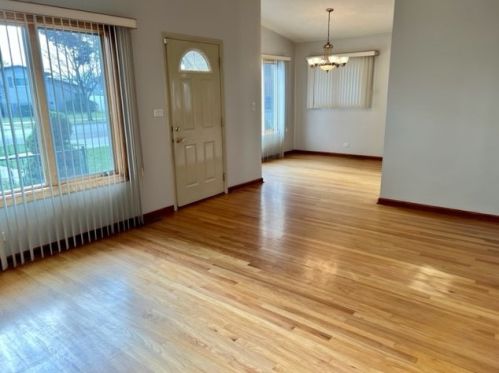 8424 Normal Ave, Niles IL  60714-2326 exterior