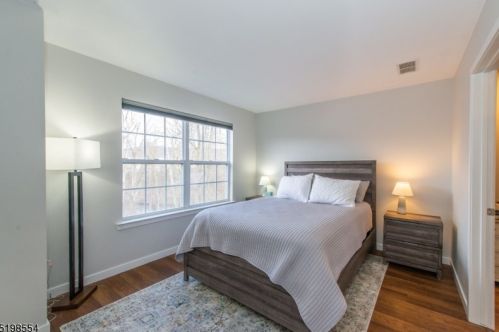 605 Tulsa Ct, Hackettstown NJ  07840-1694 exterior