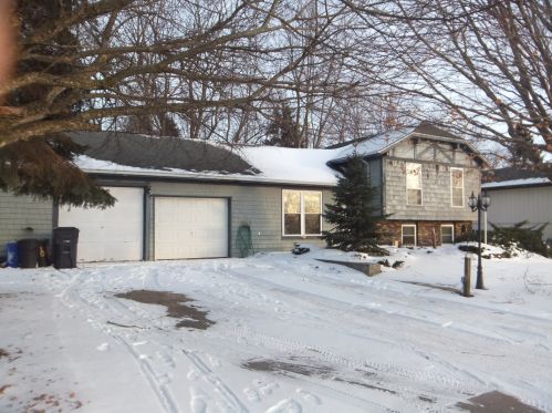 419 Wayne Rd, Hillcrest, IL 61068-9044