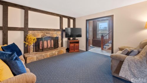400 Douglas Ave, Avenel, NJ 07001-1108