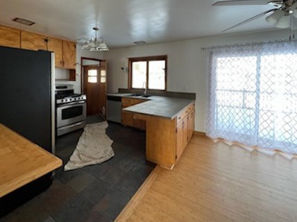 377 Ottawa St, Sycamore IL  60178-1918 exterior