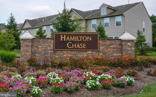 37 Ventana Ct, Trenton, NJ 08619-2580
