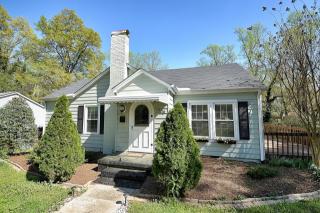 1306 Mcarver St, Gastonia, NC 28052-6118