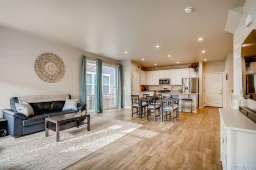 15957 Otero Ave, Englewood CO 80112 exterior