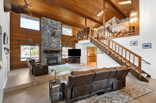 2150 Gratton St, Riverside CA  92504-5201 exterior