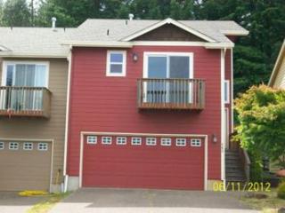 563 Cypress St, Mcminnville OR  97128-7080 exterior