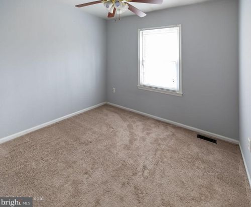 7922 Pebble Brk Ct, Springfield VA  22153-2619 exterior