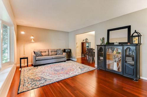 1810 Evergreen Ct, Saint Paul MN  55125-2301 exterior