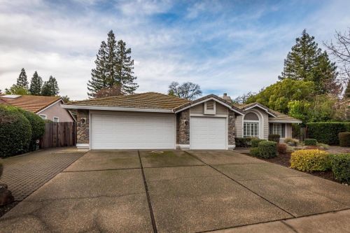124 Briggs Ranch Dr, Folsom, CA 95630-2277