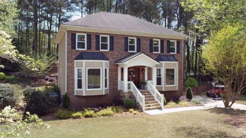 2946 Canton Chase Dr, Marietta, GA 30062-2675