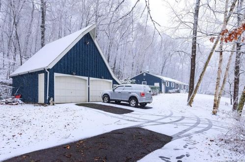 158 Scully Rd, Somers CT  06071-1723 exterior