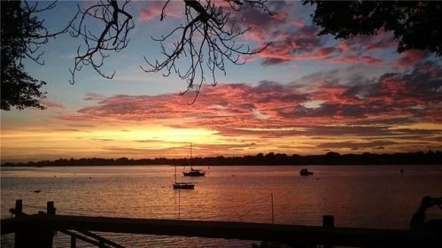 7 Locust Ter, Warren, RI 02885-4107