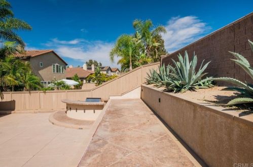 1430 Stanislaus Dr, Chula Vista CA  91913-1478 exterior