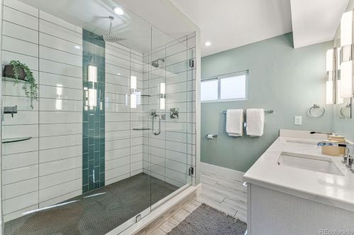 2442 Glenarm Pl, Denver CO  80205-3129 exterior