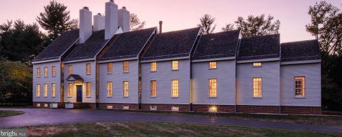124 Eshelman Rd, Lancaster, PA 17601-5643
