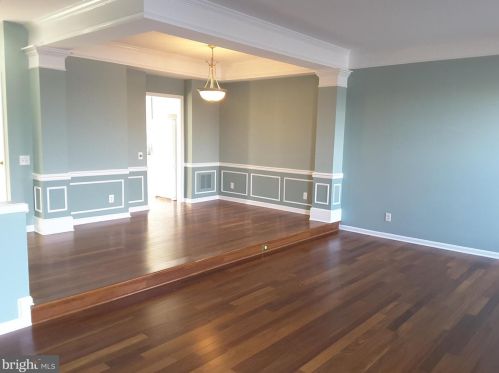 3607 Bracknell Dr, Woodbridge VA  22192-7462 exterior
