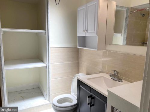 5815 16th St, Philadelphia PA  19141-1821 exterior