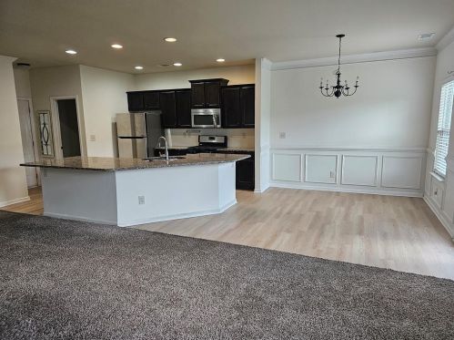 2525 Morgan Chase Dr, Buford GA  30519-3038 exterior