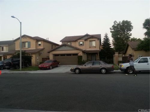 1330 Olarra Dr, Compton, CA 90221-1285