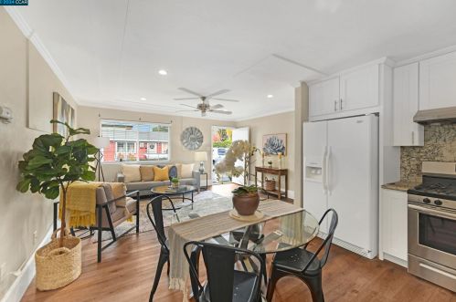 1220 Detroit Ave, Concord CA  94520-3650 exterior