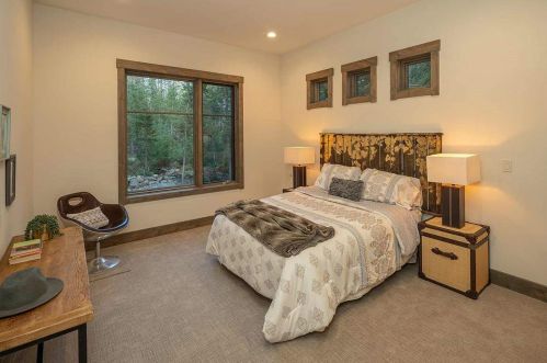 13521 Cristallina Way, Truckee CA  96161-7150 exterior