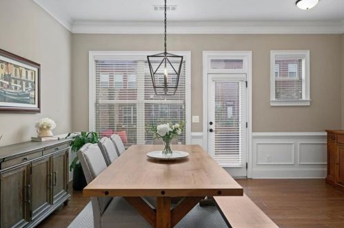 3635 Brookleigh Ln, Atlanta GA  30319-2206 exterior