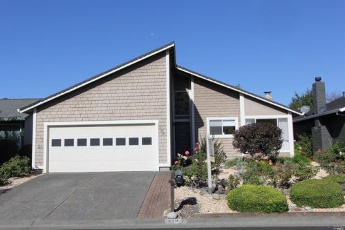 339 Grandview Ct, Healdsburg, CA 95448-4307