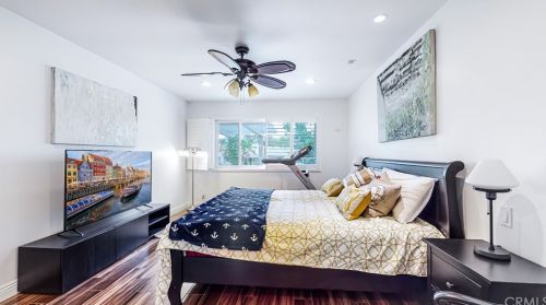 5255 Thorn Tree Ln, Irvine CA  92612-2346 exterior