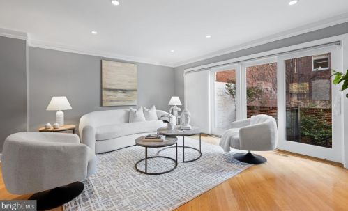 1726 Lombard St, Philadelphia PA  19147-1531 exterior