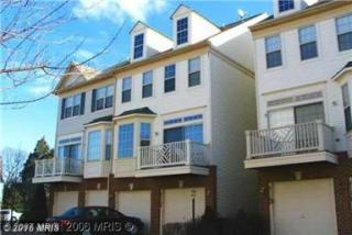 21136 Domain Ter, Dulles VA  20165-7268 exterior