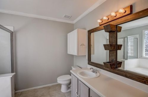 298 Spg Br Loop, Uhland TX 78640-5366 exterior