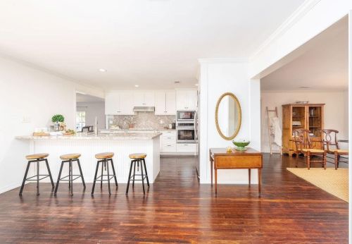 305 Granville St, Bellvue TX  77418-1413 exterior