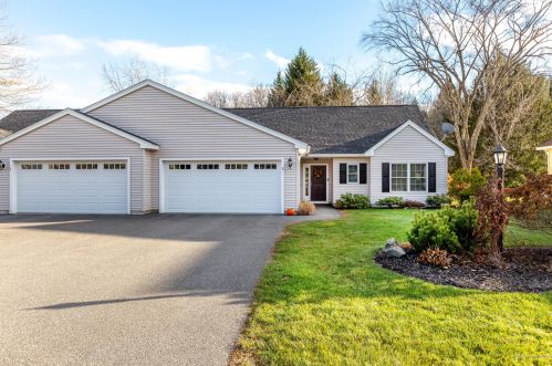3 Nugget Ln, Mere Point, ME 04011-1745