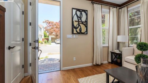 2115 Arlington Way, San Ramon, CA 94582-5247