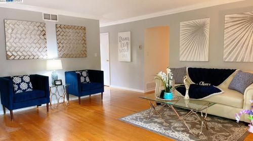 293 Fairway St, Hayward, CA 94544-7356