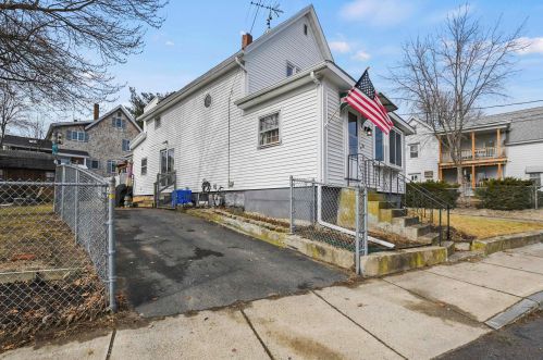 108 Tolles St, Nashua, NH 03064-2446